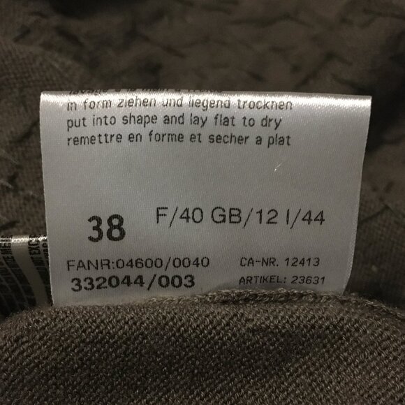 BASLER Virgin Wool & Silk Sequin Sweater Vest - Picture 11 of 16